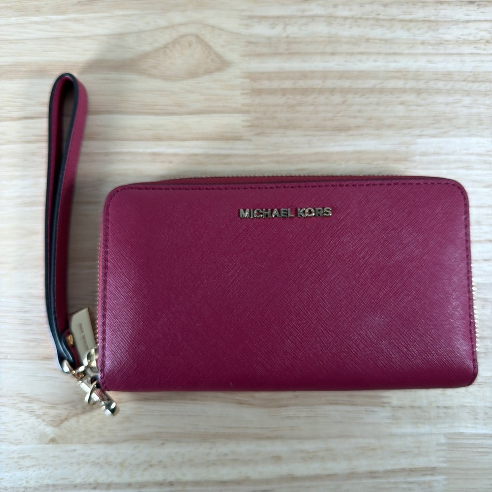 Michael Kors Jet Set Women's Wallet Dark Pink Zip Around Travel Gold Hardware